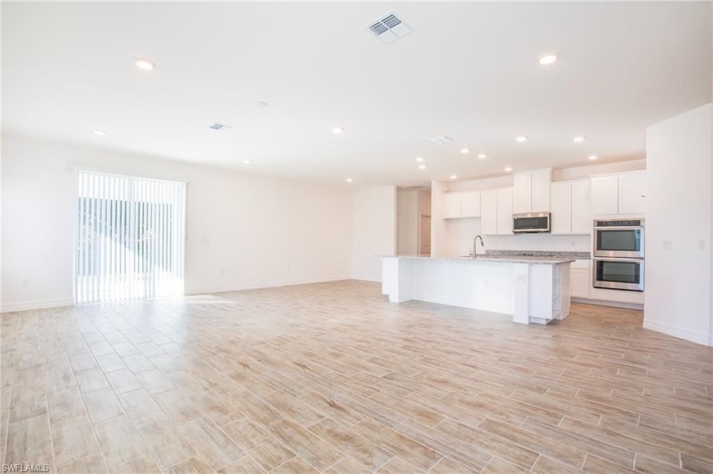 3008 38th St Sw, Lehigh Acres, FL 33976 Photo