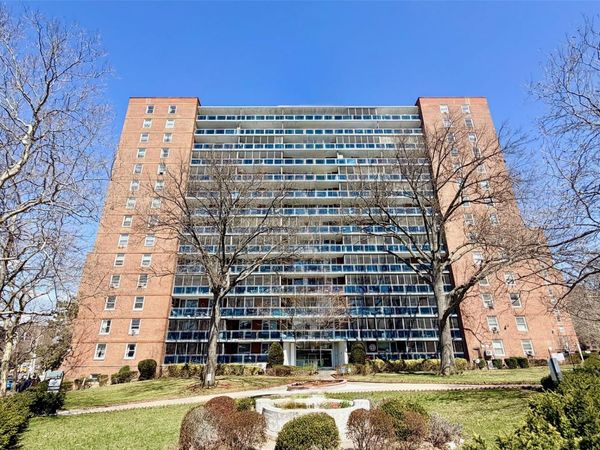 9707 63rd Road, Unit 8G, Rego Park, NY 11374