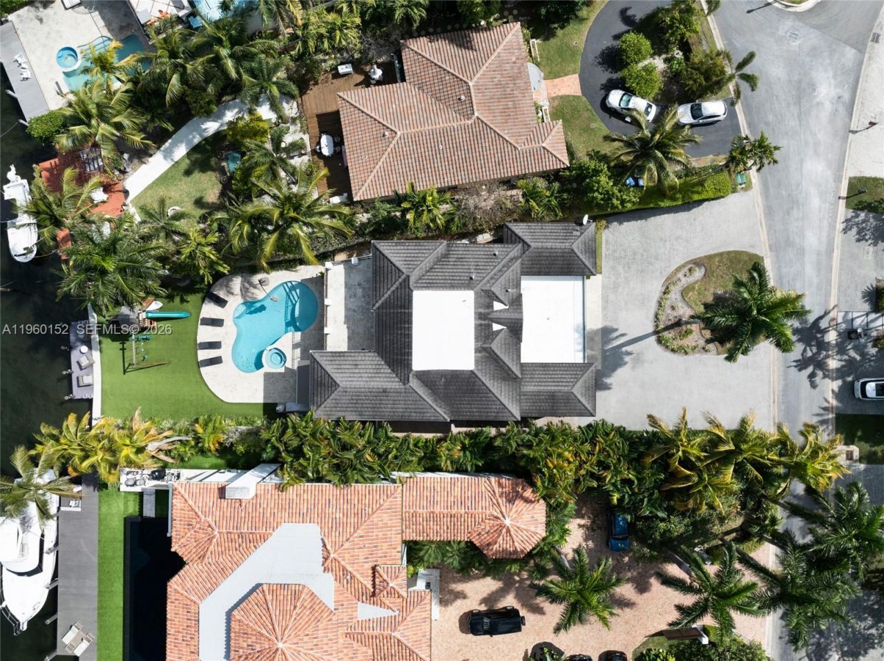 520 N Parkway, Golden Beach, FL 33160 Photo