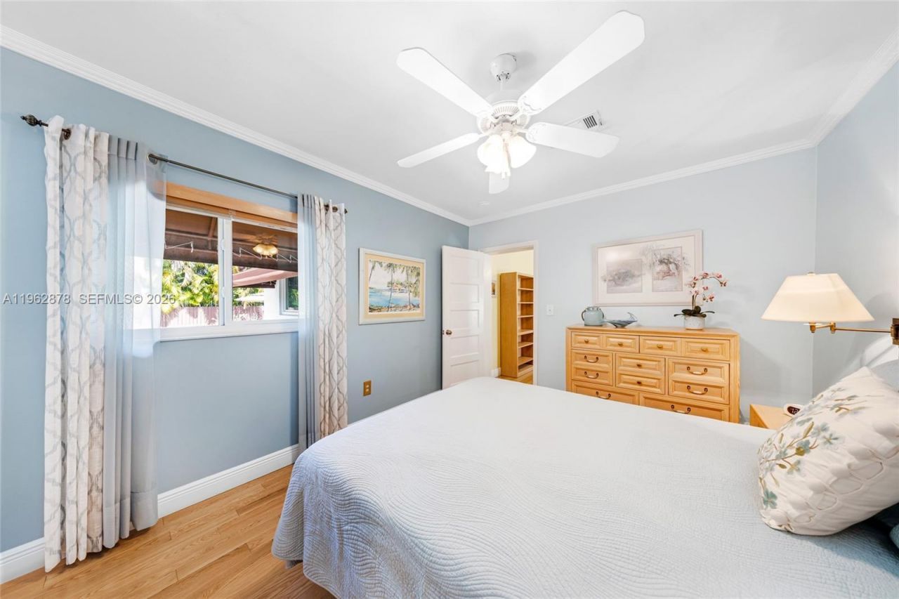 564 De Leon Dr, Miami Springs, FL 33166 Photo