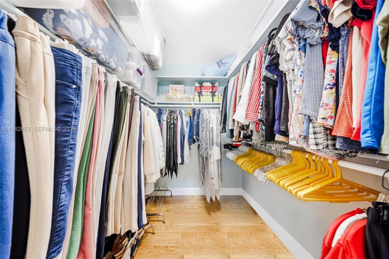 564 De Leon Dr, Miami Springs, FL 33166 Photo