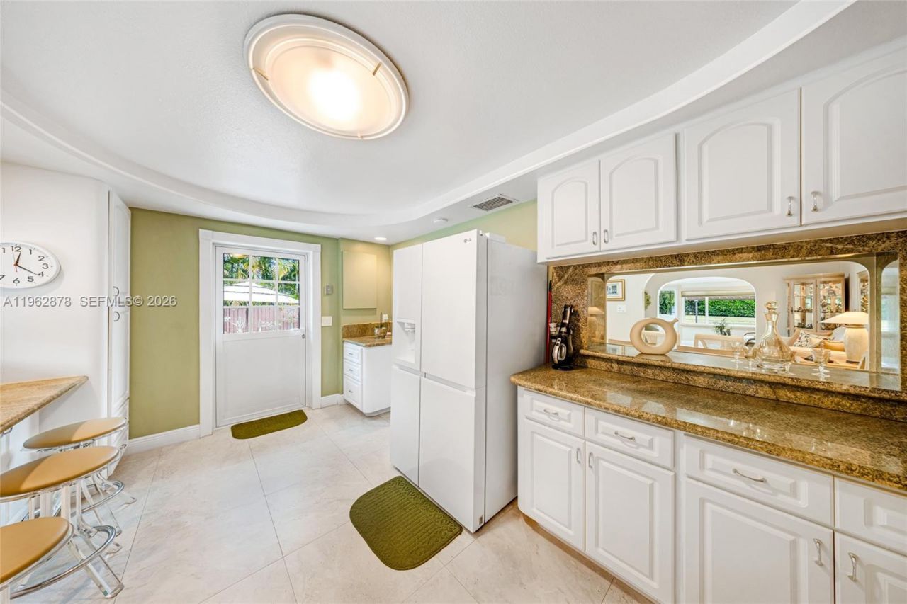 564 De Leon Dr, Miami Springs, FL 33166 Photo