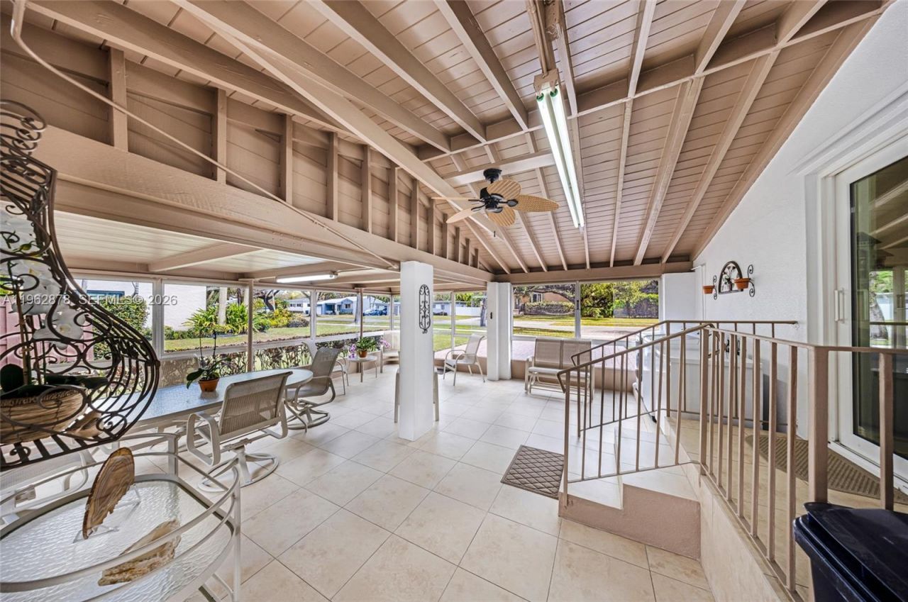 564 De Leon Dr, Miami Springs, FL 33166 Photo