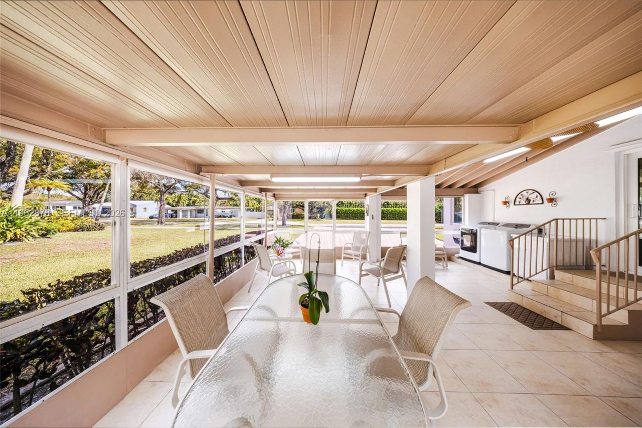 564 De Leon Dr, Miami Springs, FL 33166 Photo