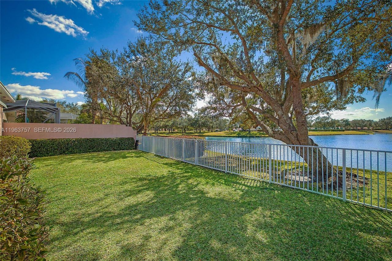 1226 SW Eagleglen Pl, Stuart, FL 34997 Photo