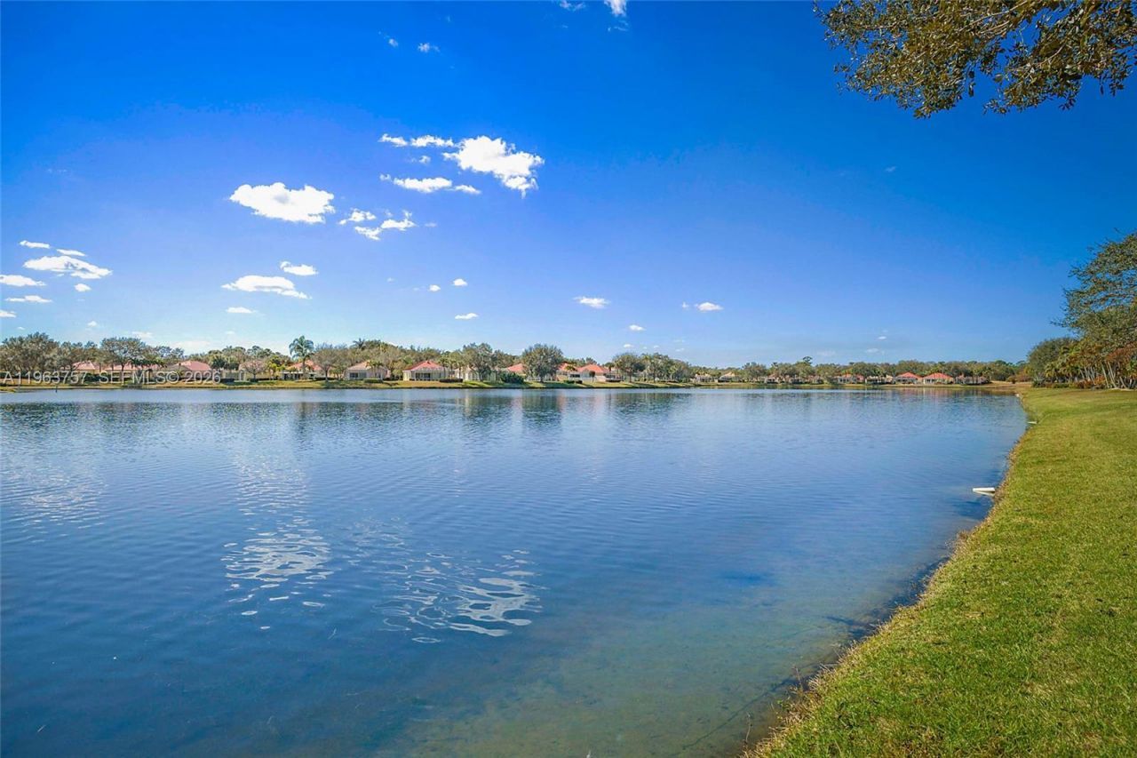 1226 SW Eagleglen Pl, Stuart, FL 34997 Photo