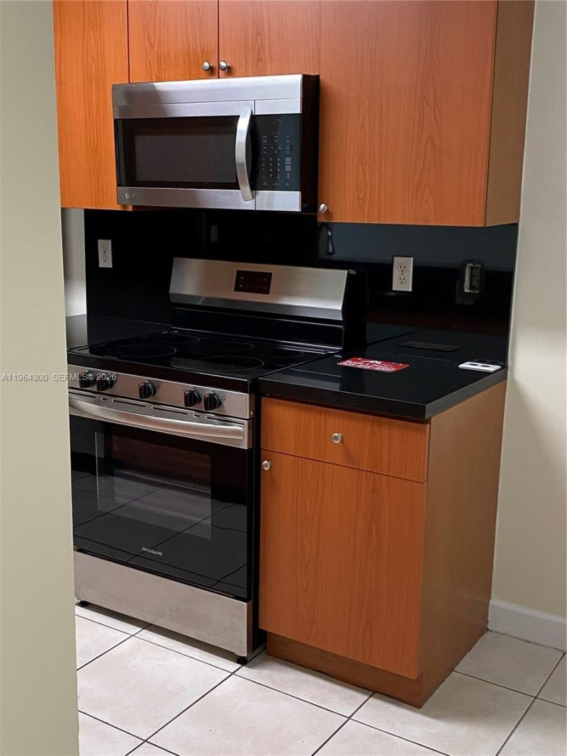 4772 NW 97th Pl, Unit 219, Doral, FL 33178 Photo