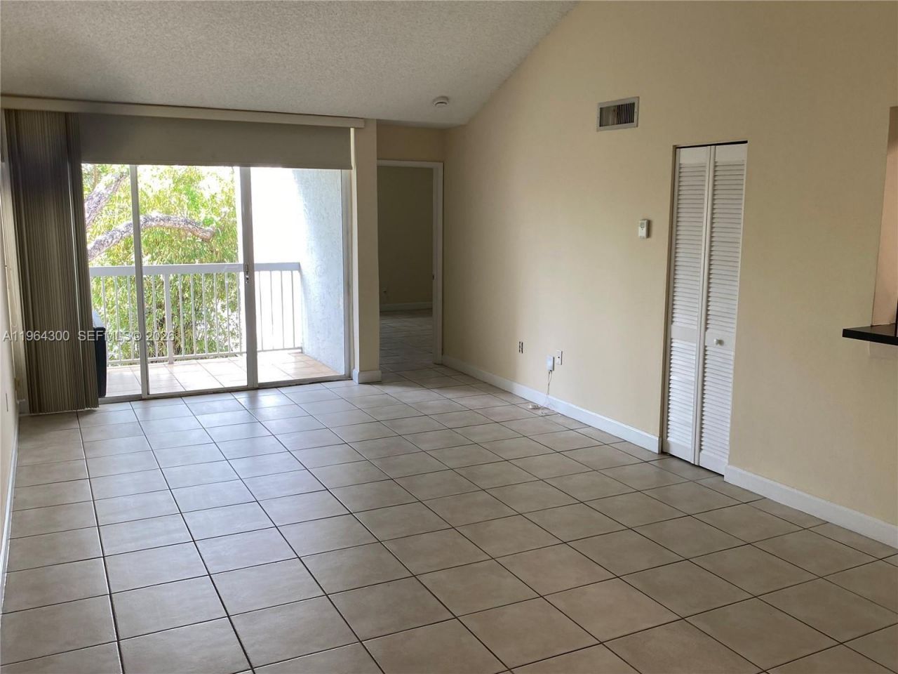 4772 NW 97th Pl, Unit 219, Doral, FL 33178 Photo