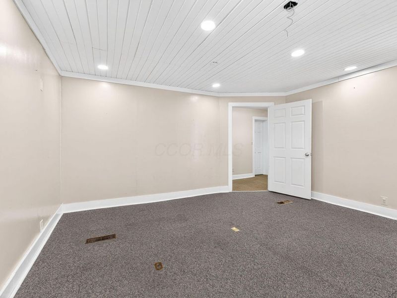 123 N Court Street, Marysville, OH 43040 Photo 38