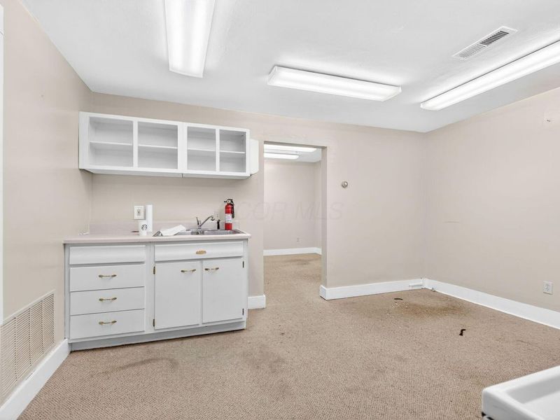 123 N Court Street, Marysville, OH 43040 Photo 39