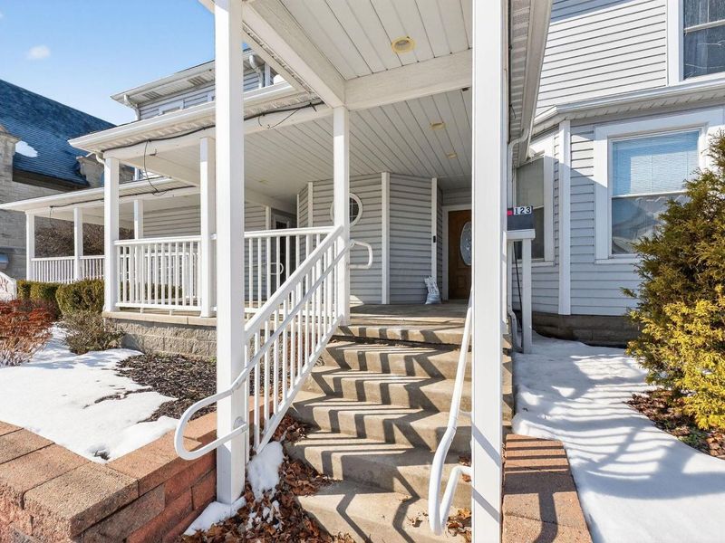 123 N Court Street, Marysville, OH 43040 Photo 6