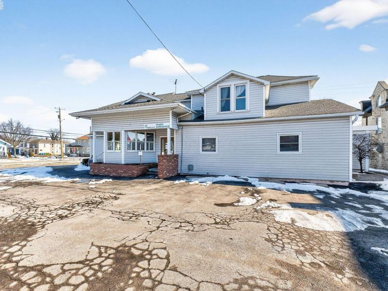 123 N Court Street, Marysville, OH 43040 Photo 68