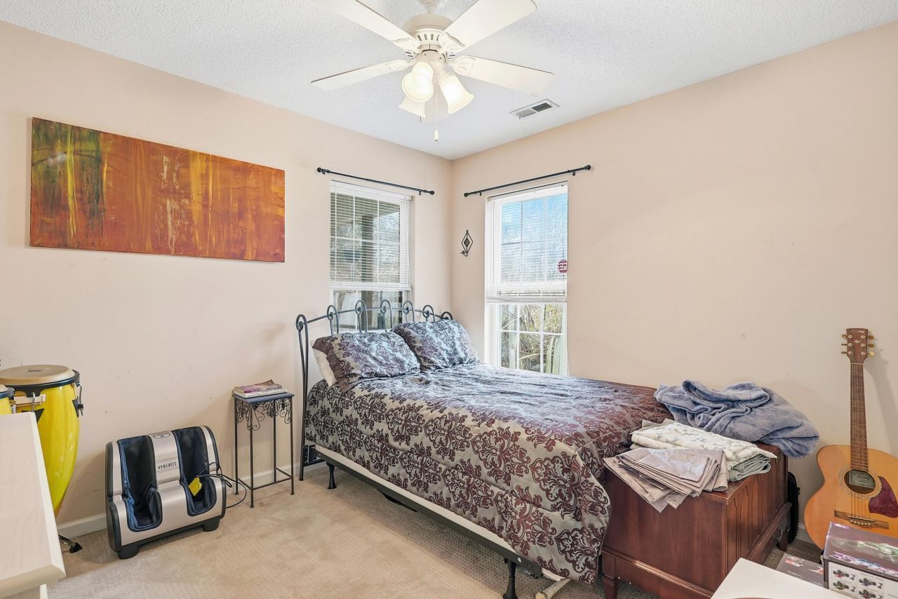 4414 Barcelona Ln. Photo 12