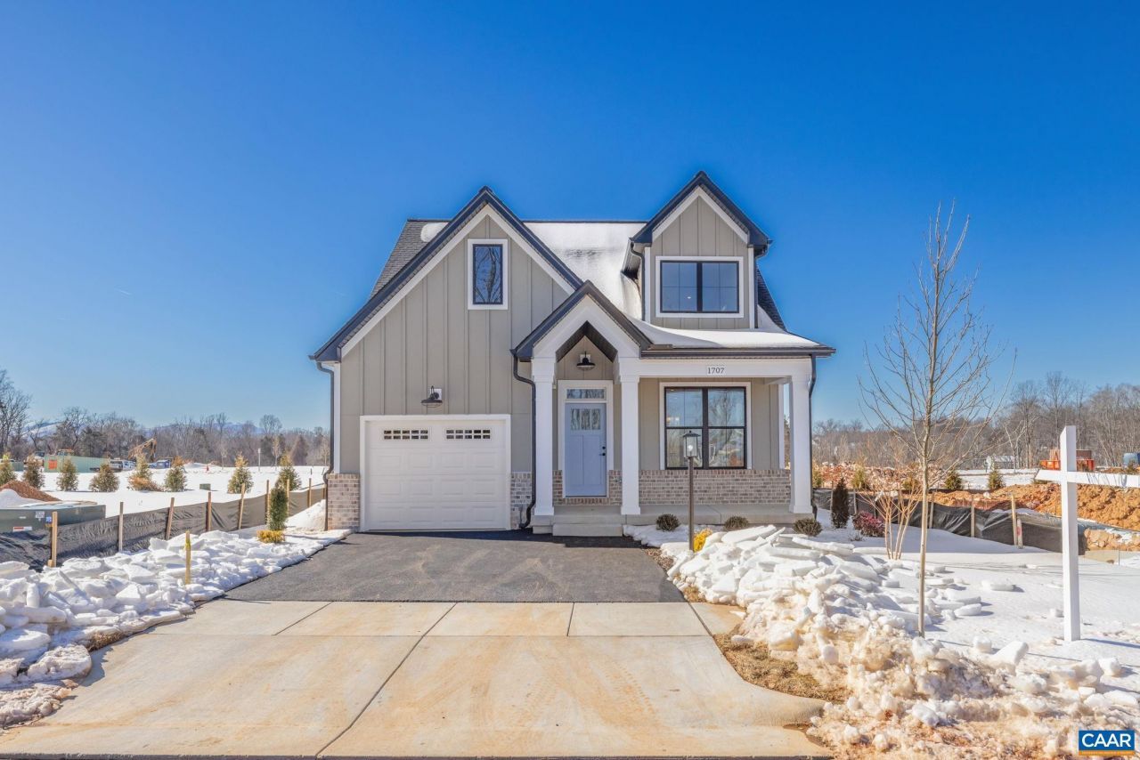 1707 Fowler St, Charlottesville, VA 22911 Main Photo
