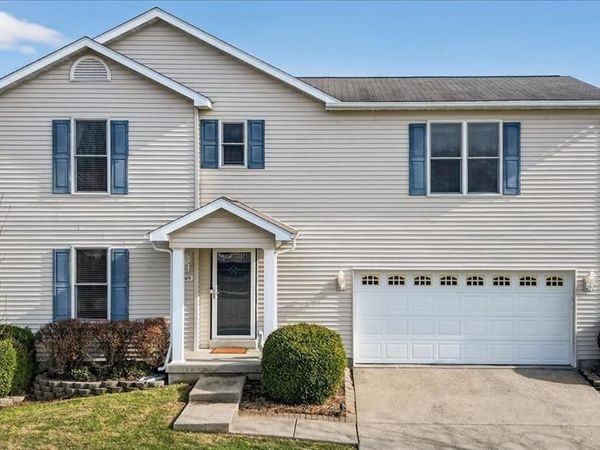 109 Eagles Landing Drive, Belleville, IL 62221