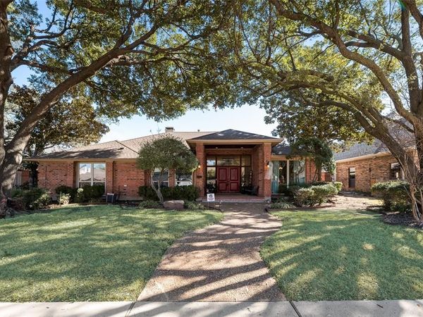 3932 Esquire Drive , Plano, TX 75023