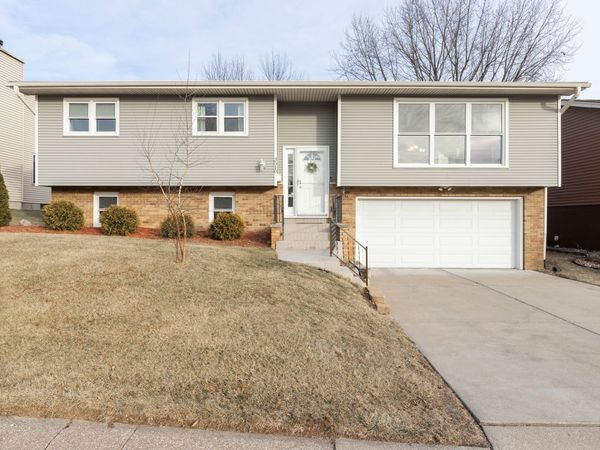 3510 35th Street, Moline, IL 61265