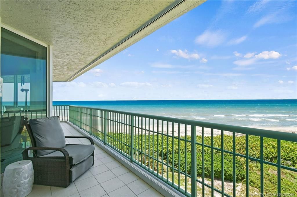 8650 S Ocean Drive, Unit 305, Jensen Beach, FL 34957 Photo