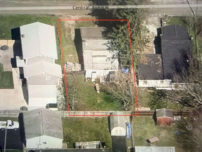 158 Central Avenue, Buckeye Lake, OH 43008 Photo 1