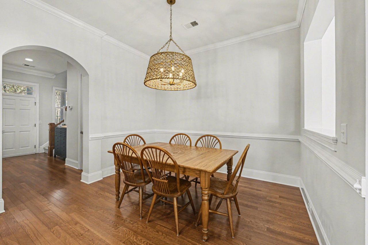 1791 Tennyson Row Photo 16