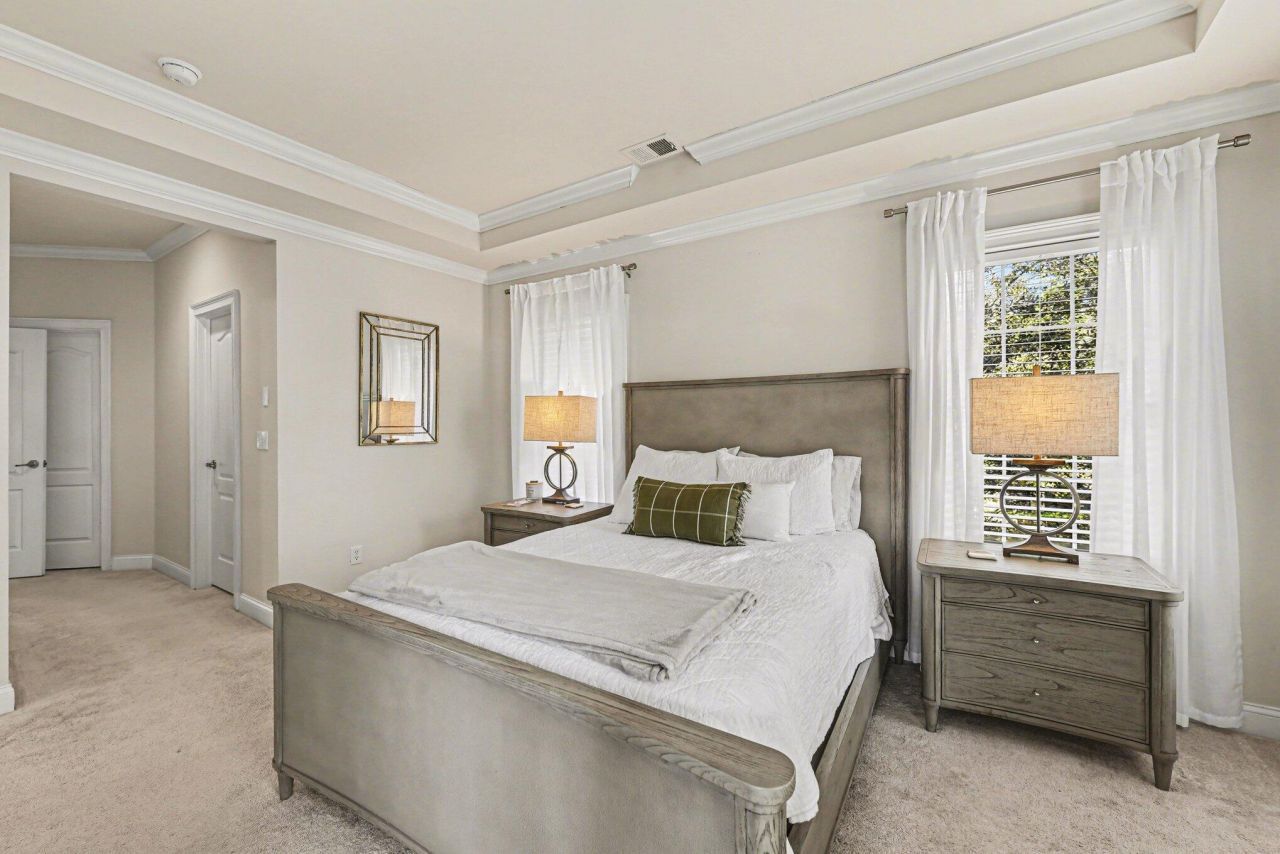 1791 Tennyson Row Photo 20