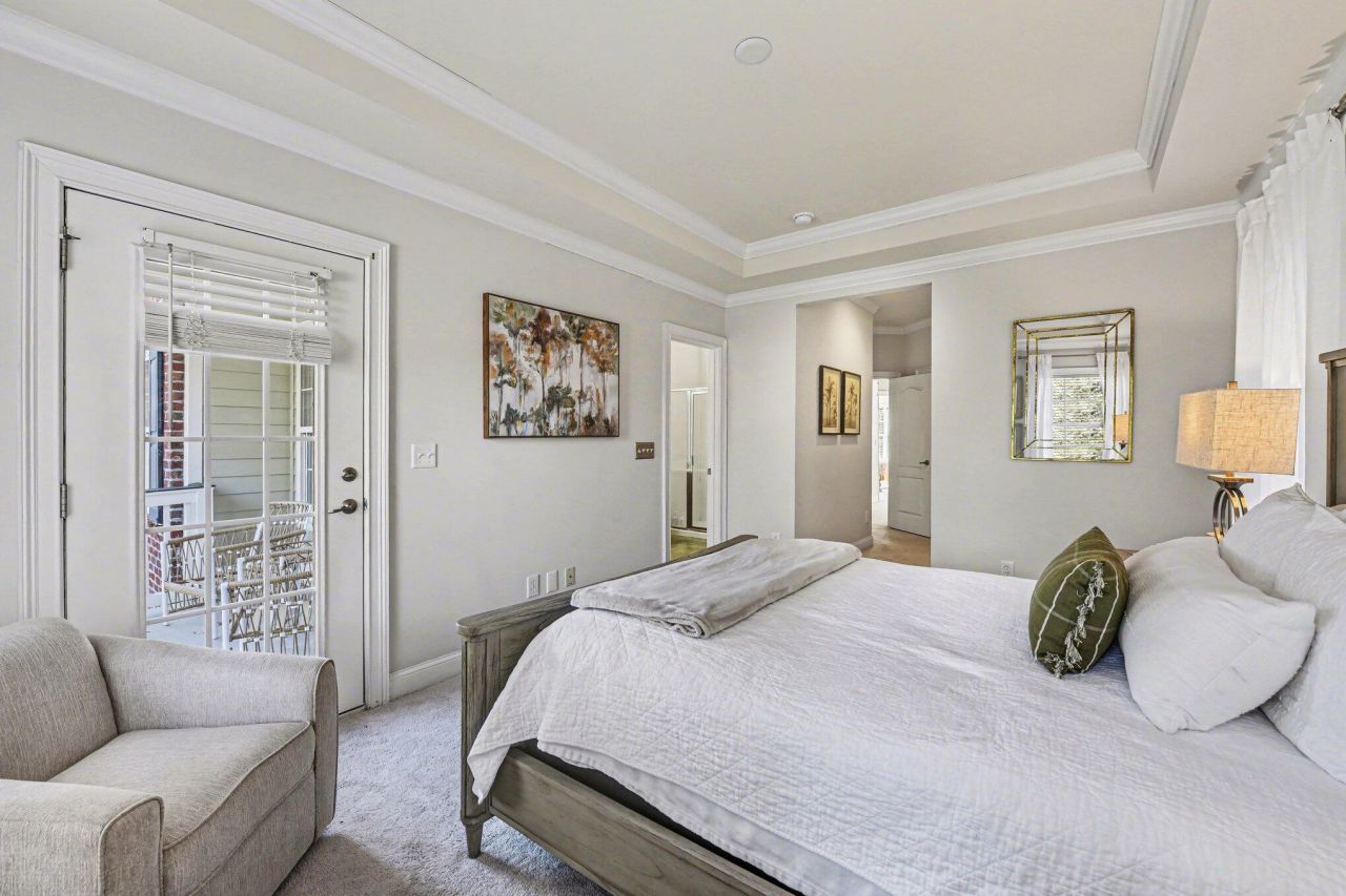 1791 Tennyson Row Photo 21