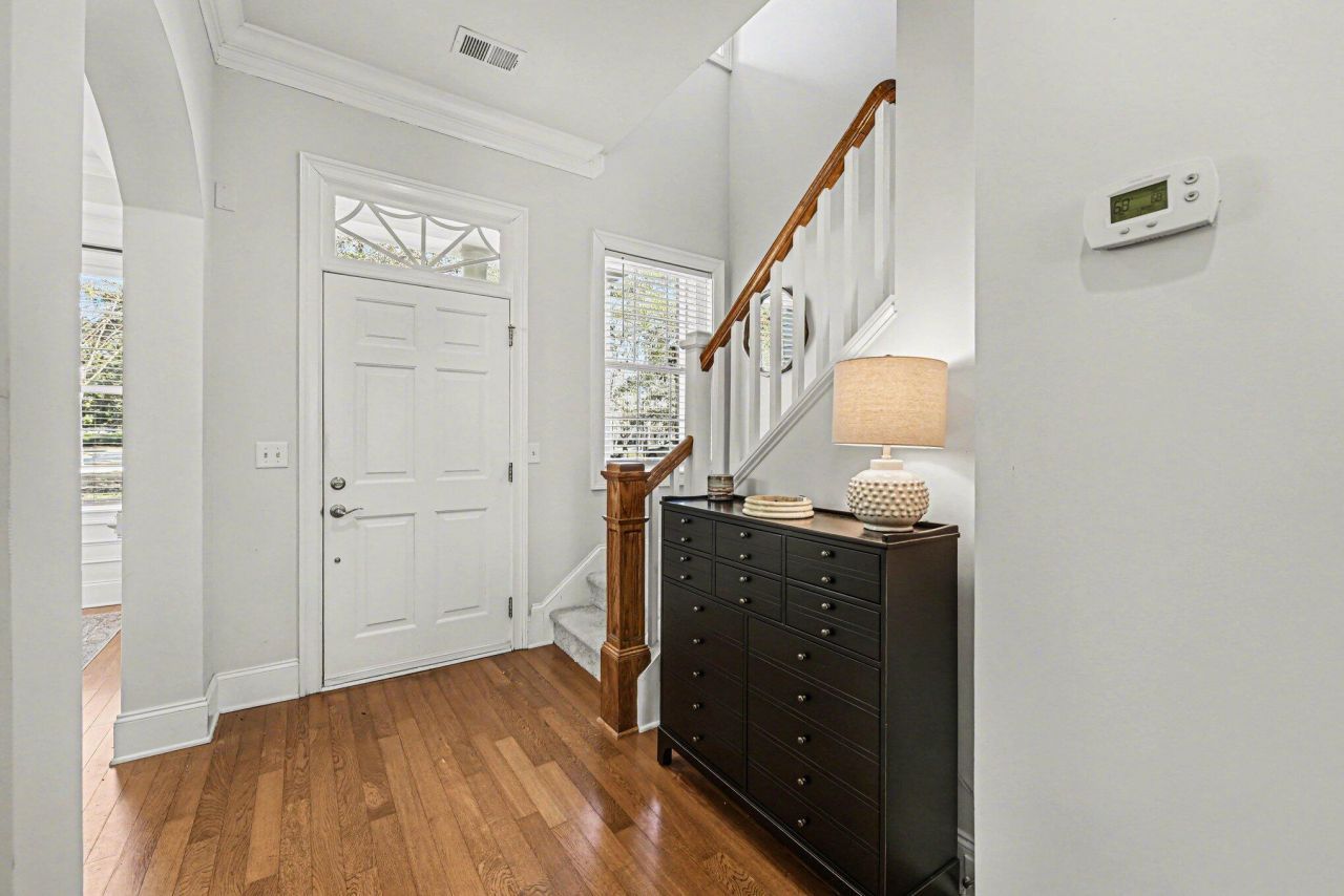 1791 Tennyson Row Photo 6