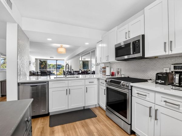 2701 Village Boulevard, Unit 303, West Palm Beach, FL 33409