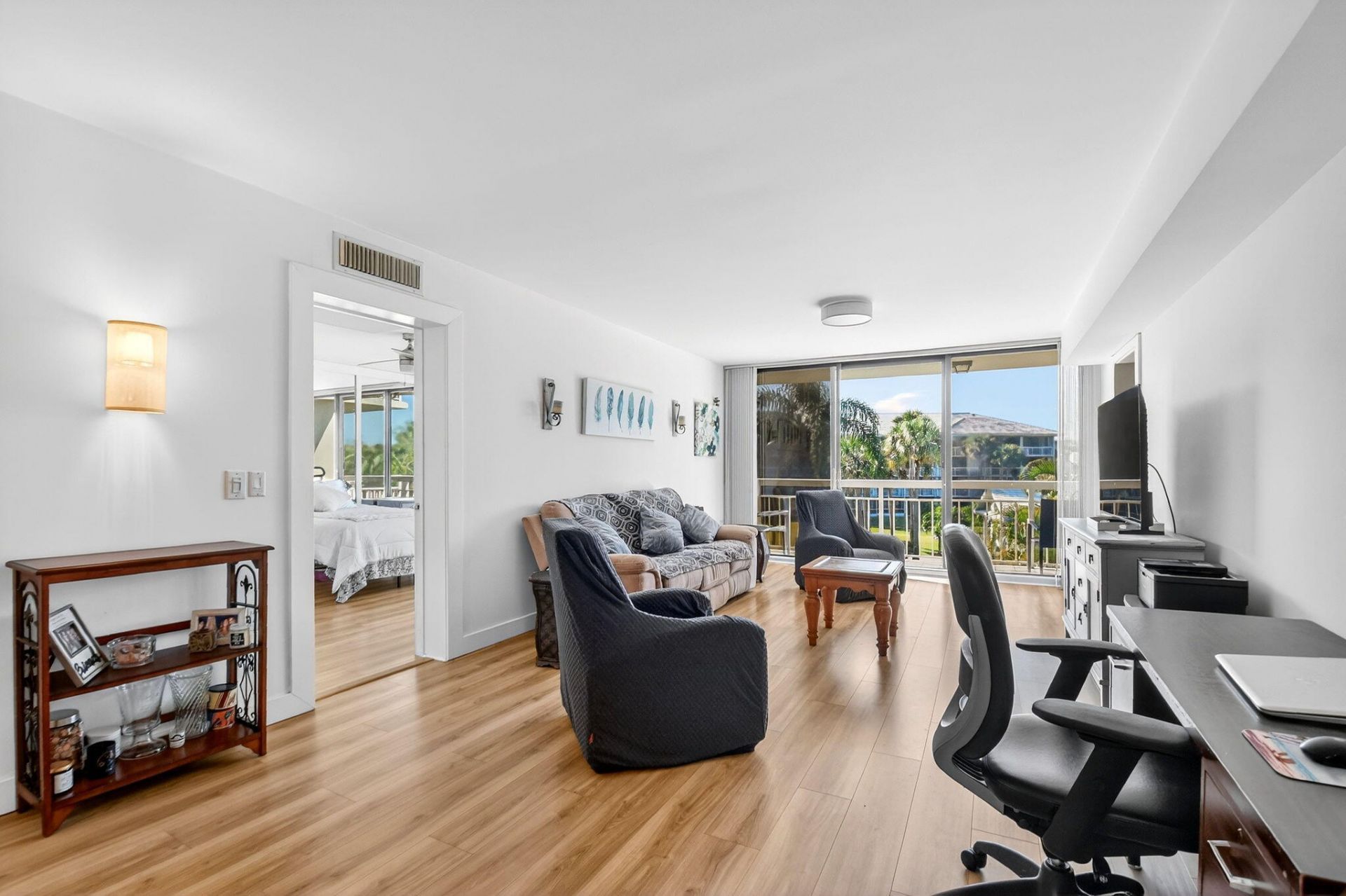 2701 Village Boulevard, Unit 303, West Palm Beach, FL 33409 Photo