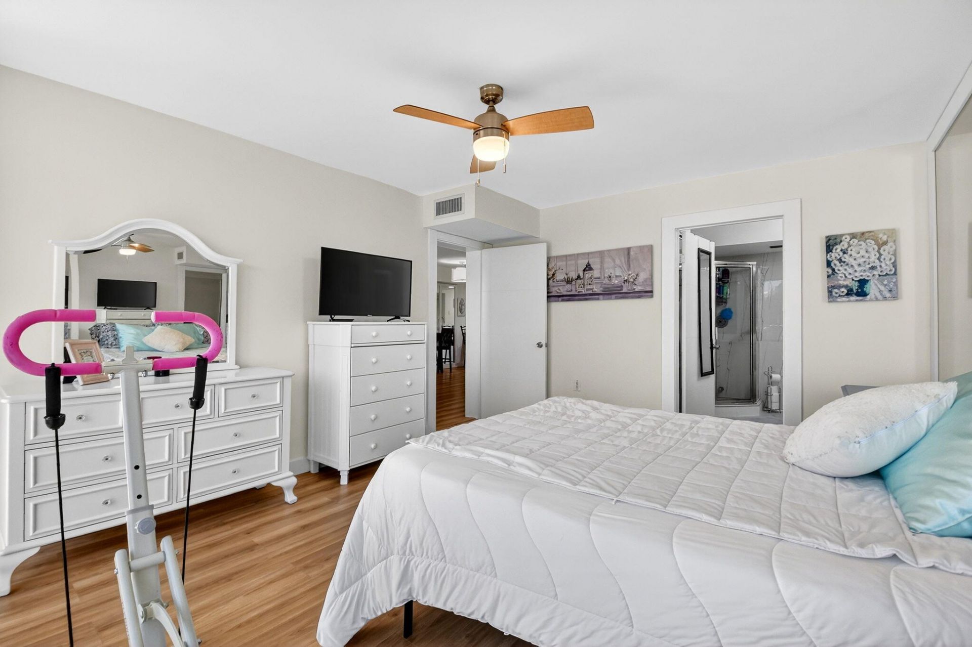 2701 Village Boulevard, Unit 303, West Palm Beach, FL 33409 Photo