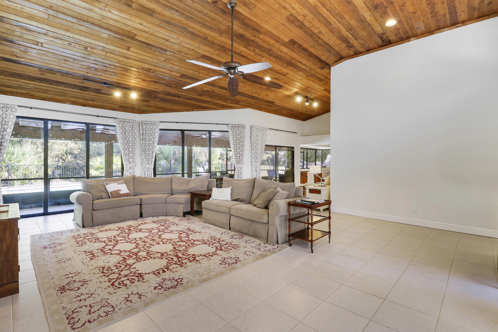 899 NE Juniper Place, Jensen Beach, FL 34957 Photo