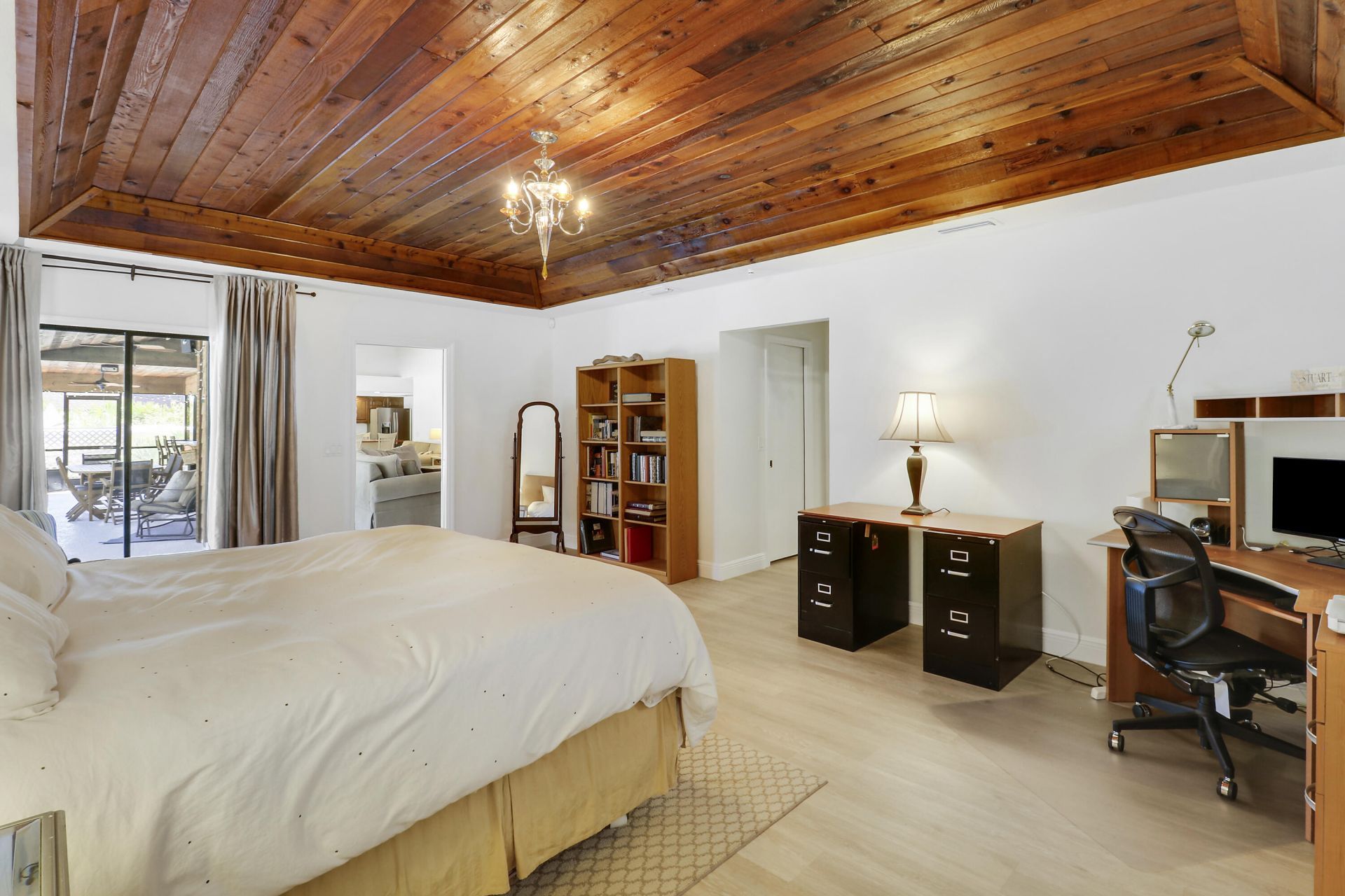 899 NE Juniper Place, Jensen Beach, FL 34957 Photo