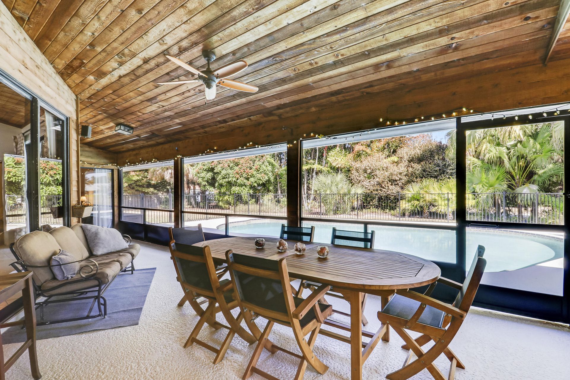 899 NE Juniper Place, Jensen Beach, FL 34957 Photo