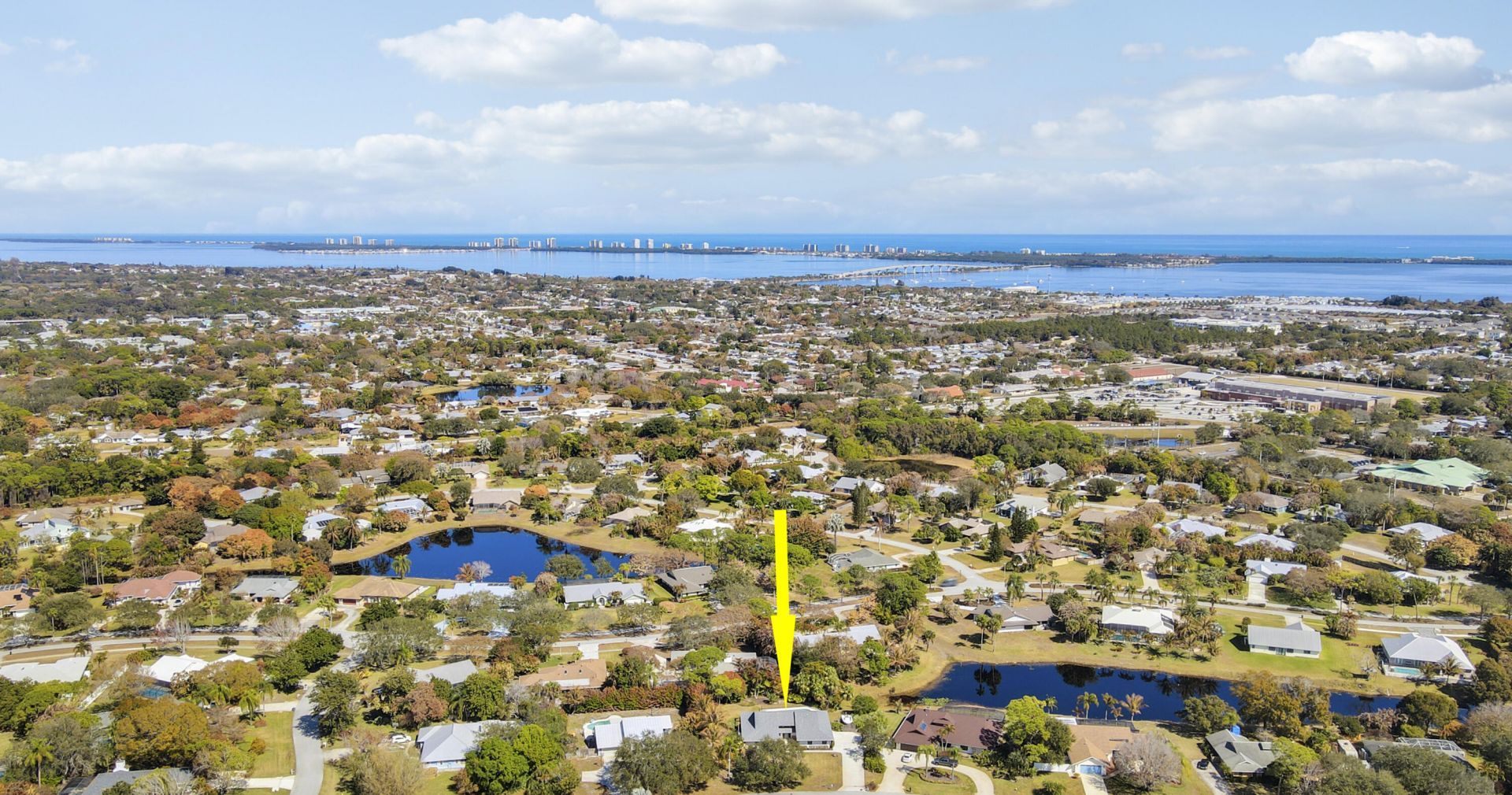 899 NE Juniper Place, Jensen Beach, FL 34957 Photo