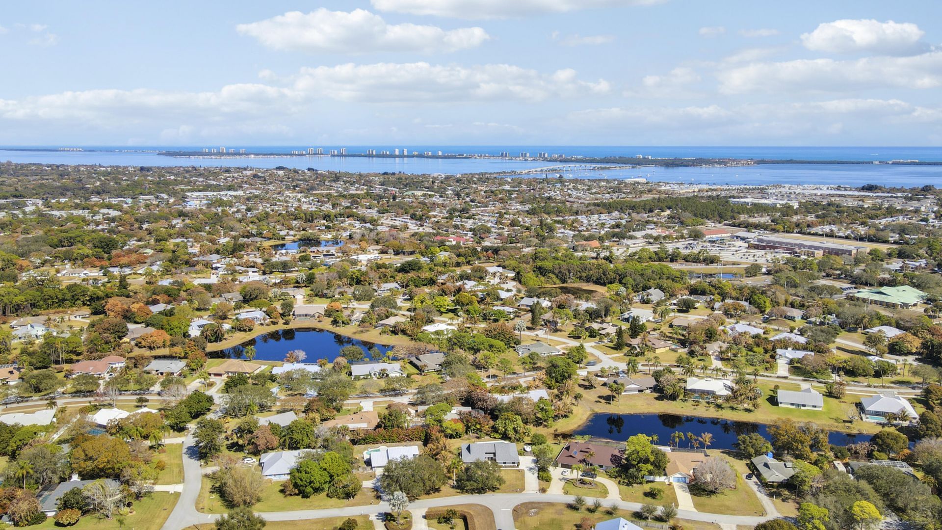 899 NE Juniper Place, Jensen Beach, FL 34957 Photo