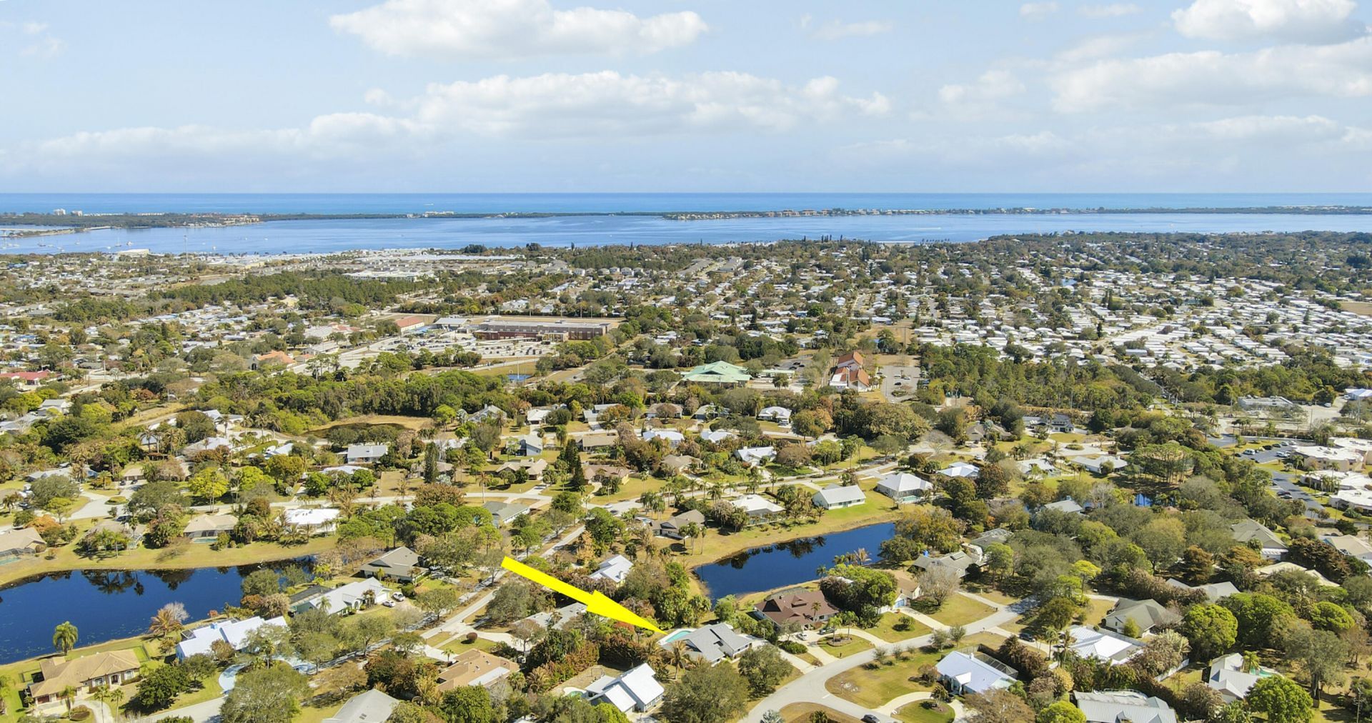 899 NE Juniper Place, Jensen Beach, FL 34957 Photo