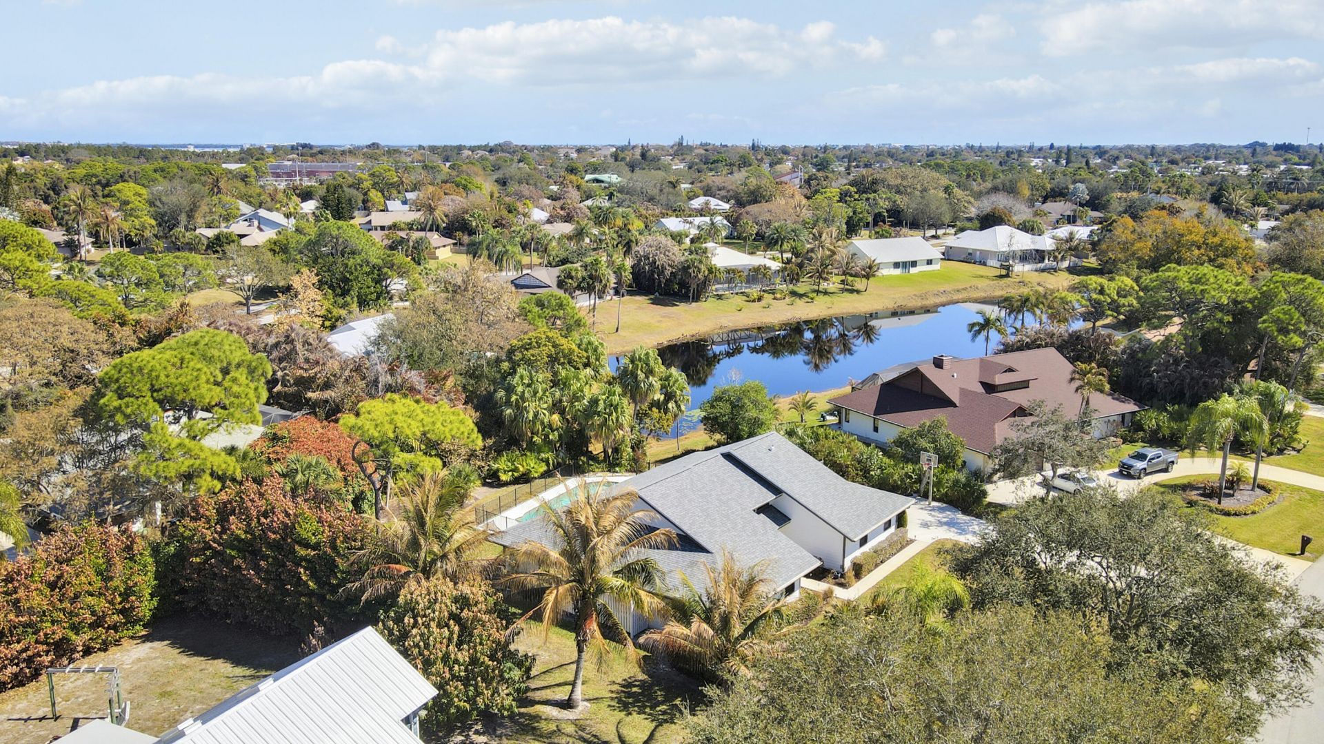 899 NE Juniper Place, Jensen Beach, FL 34957 Photo