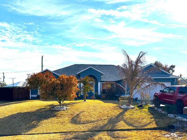 4239 SW Callicoe Street, Port St. Lucie, FL 34983