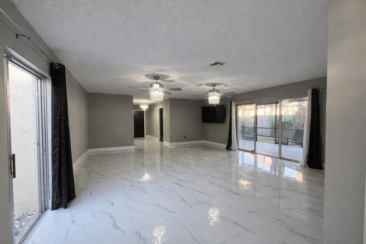 6770 Dupere Lane, Lake Worth, FL 33467 Photo