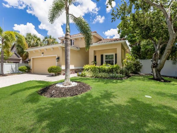 1856 HYDE PARK STREET, SARASOTA, FL 34239
