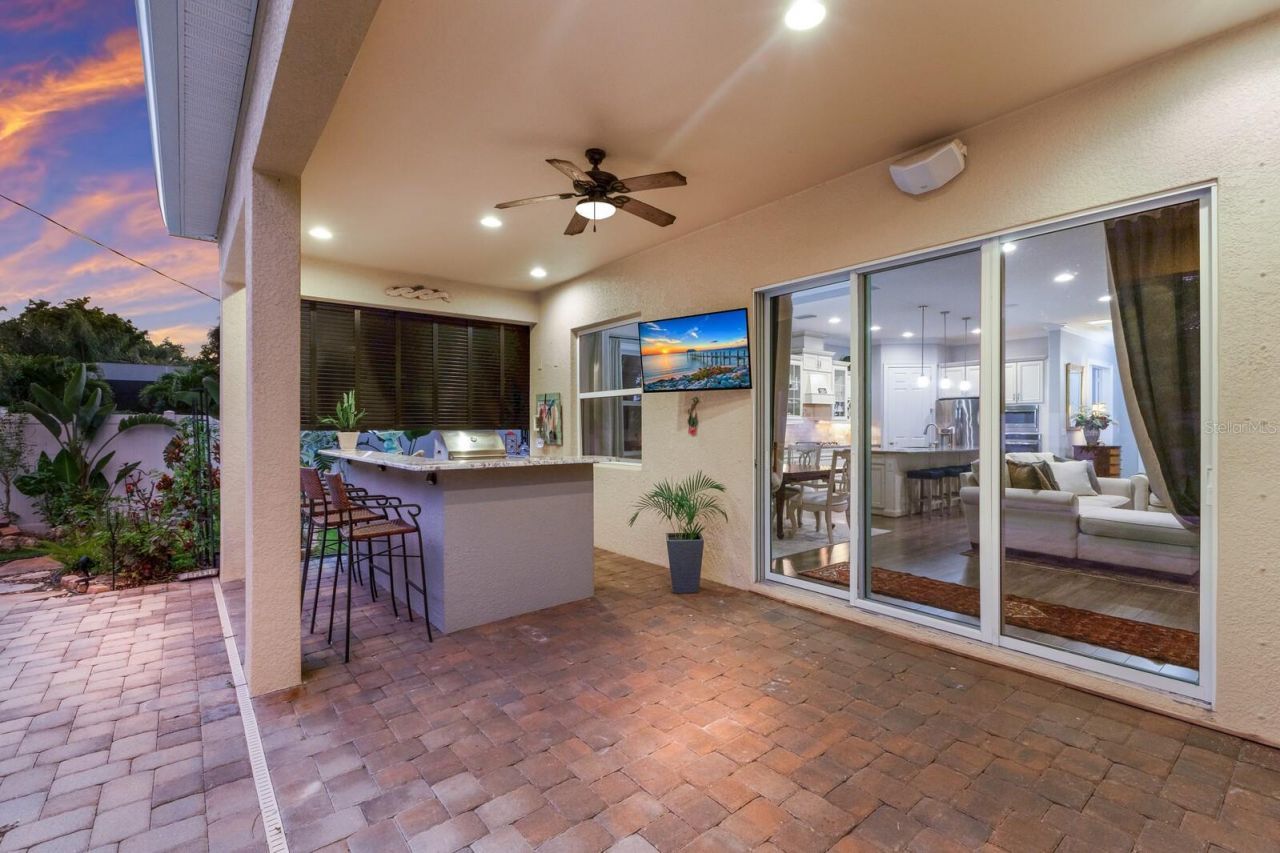 1856 Hyde Park Street, Sarasota, FL 34239 Photo