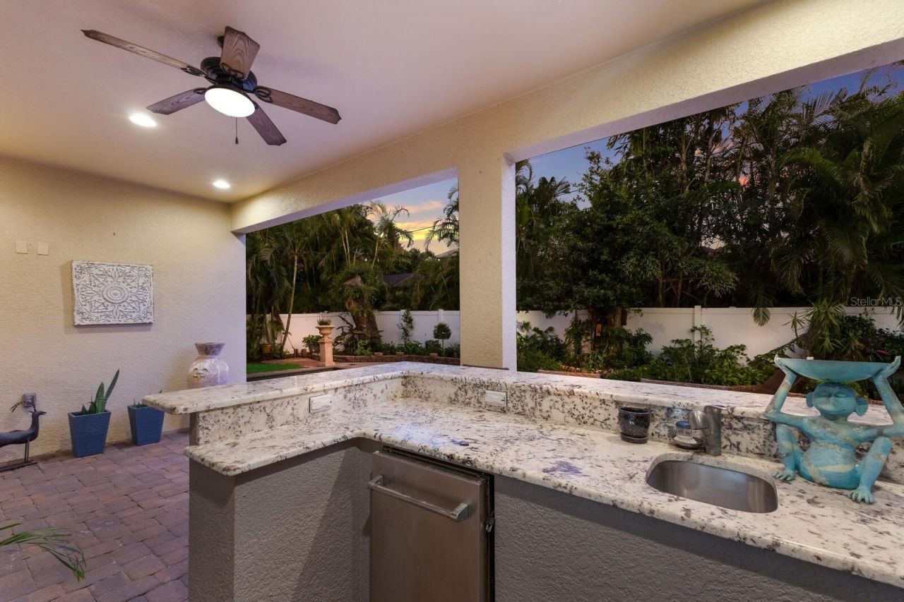 1856 Hyde Park Street, Sarasota, FL 34239 Photo