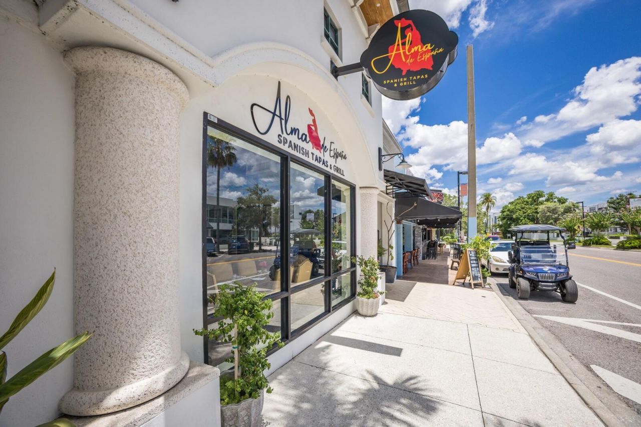 1856 Hyde Park Street, Sarasota, FL 34239 Photo