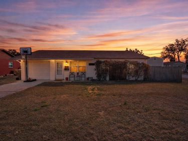 36424 S FISH CAMP ROAD, GRAND ISLAND, FL 32735