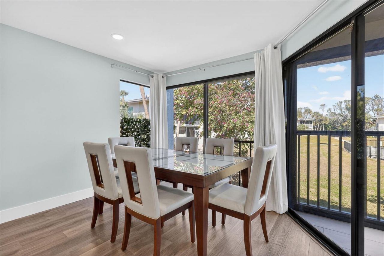 3805 E Bay Drive, Unit 201, Holmes Beach, FL 34217 Photo