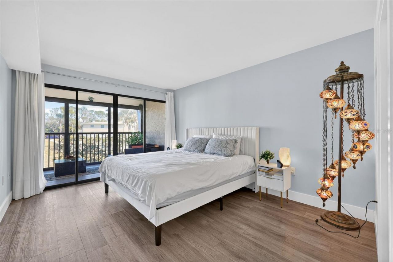 3805 E Bay Drive, Unit 201, Holmes Beach, FL 34217 Photo