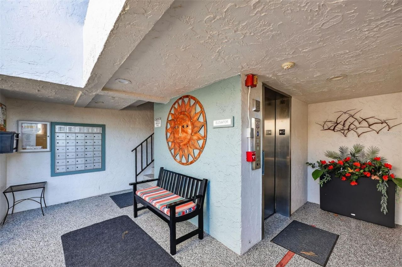 3805 E Bay Drive, Unit 201, Holmes Beach, FL 34217 Photo