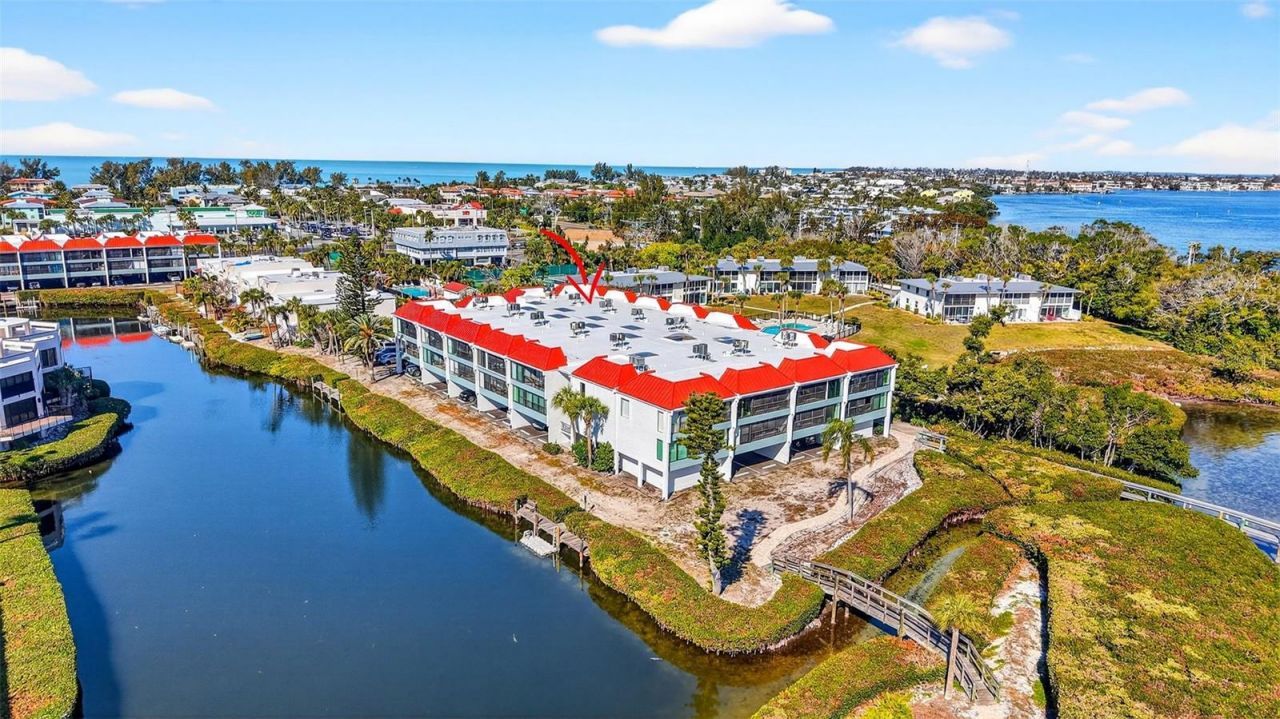 3805 E Bay Drive, Unit 201, Holmes Beach, FL 34217 Photo