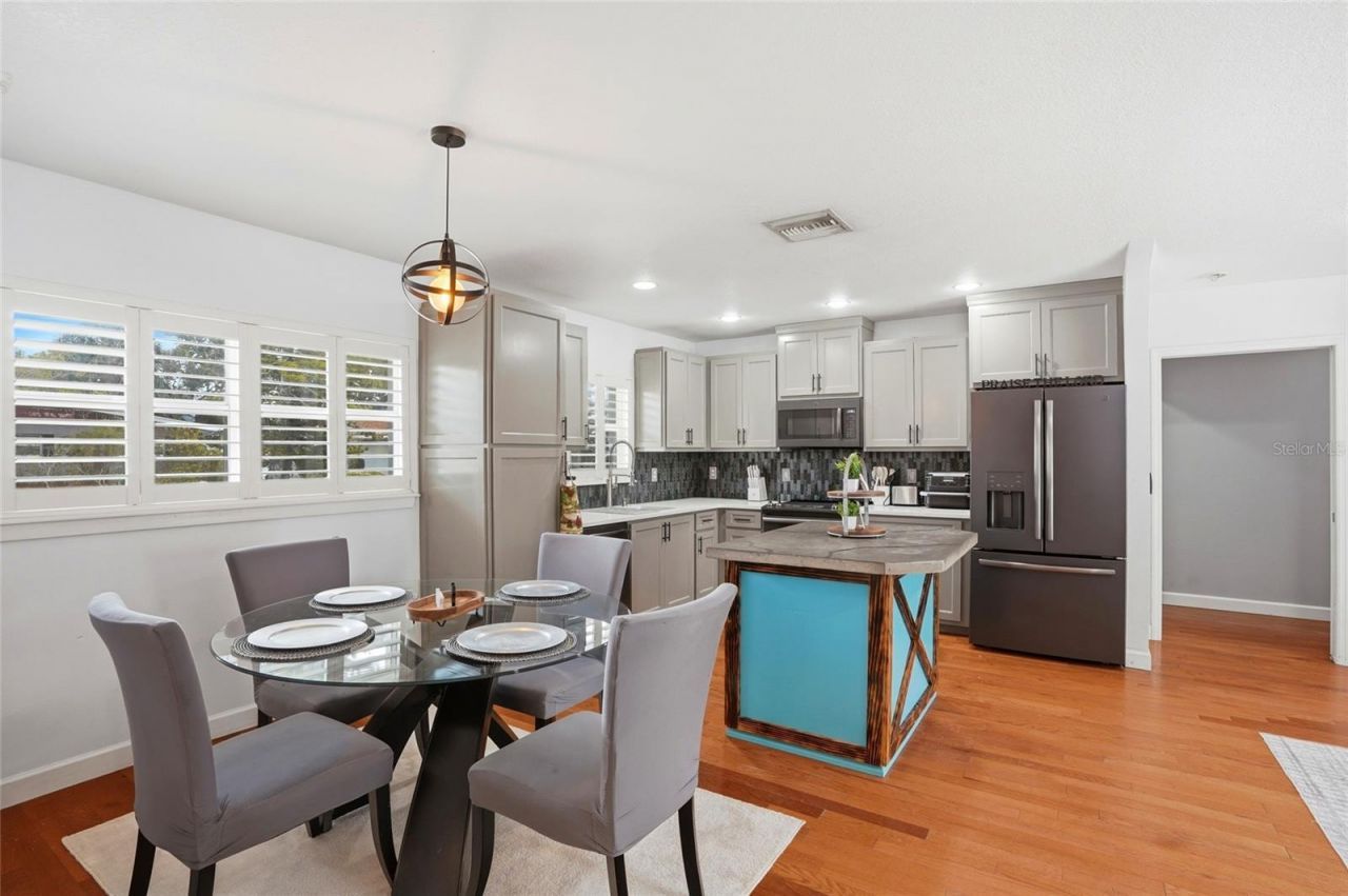 2166 Lanai Avenue, Belleair Bluffs, FL 33770 Photo