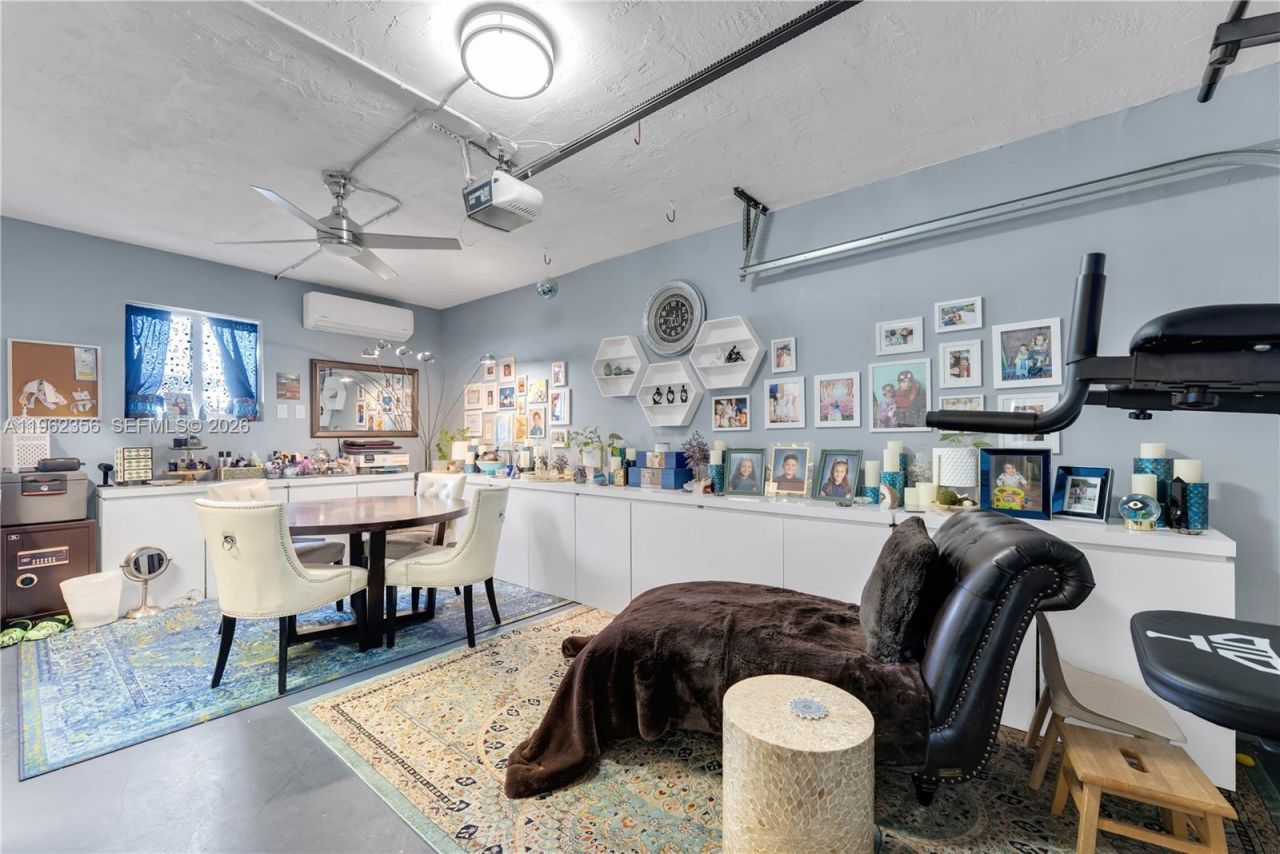 8600 NW 25th Ct, Sunrise, FL 33322 Photo